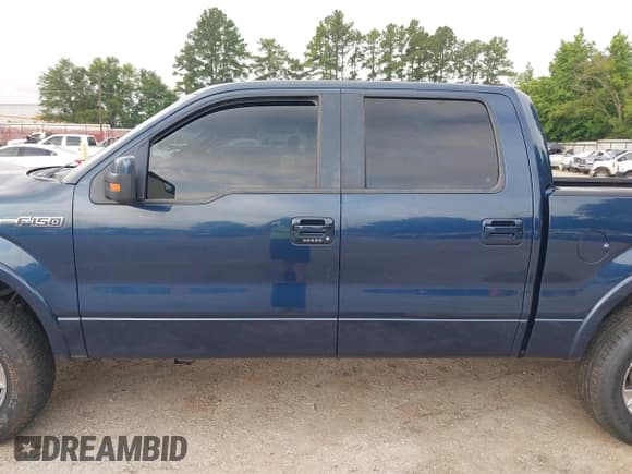 ✅ 2013 Ford F-150 XL • VIN: 1FTFW1EF7DKF84323 • Lot: 42549763. Wystawiony na IAAI z przebiegiem 133 745 mil. Bezpłatny archiwum sprzedaży aukcyjnych z USA i szczegółowy raport historii pojazdu na DreamBid. Zdjęcie 14.