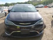 ✅ 2017 Chrysler Pacifica Touring L Plus • VIN: 2C4RC1EG0HR656176 • Лот: 43099528. Опубликован ранее на IAAI с пробегом 83 306 миль. Бесплатный доступ к архиву аукционных продаж из США и подробный отчёт об истории автомобиля на DreamBid. Изображение 12.