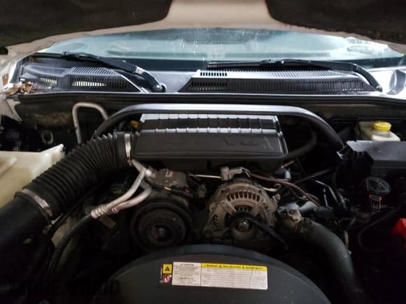 ✅ 2010 Jeep Commander Sport • VIN: 1J4RG4GK5AC131582 • Лот: 81515905. Опубликован ранее на Copart с пробегом 176 435 миль. Бесплатный доступ к архиву аукционных продаж из США и подробный отчёт об истории автомобиля на DreamBid. Изображение 12.