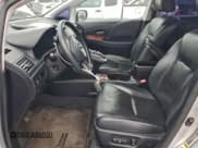 ✅ 2010 Lexus HS 250h Premium • VIN: JTHBB1BA8A2033539 • Лот: 96130055. Опубликован ранее на Copart с пробегом 255 703 миль. Бесплатный доступ к архиву аукционных продаж из США и подробный отчёт об истории автомобиля на DreamBid. Изображение 7.