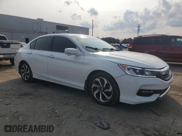 ✅ 2016 Honda Accord EX-L • VIN: 1HGCR3F07GA004676 • Лот: 71856005. Опубликован ранее на Copart с пробегом 97 216 миль. Бесплатный доступ к архиву аукционных продаж из США и подробный отчёт об истории автомобиля на DreamBid. Изображение 4.