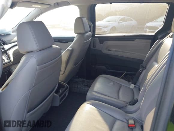✅ 2018 Honda Odyssey Elite • VIN: 5FNRL6H93JB071765 • Lot: 43260472. Listed on IAAI with Not provided. Free auction sales archive from the USA and detailed vehicle history report at DreamBid. Image 8.