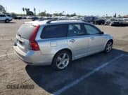 ✅ 2008 Volvo V50 • VIN: YV1MW390182379993 • Lot: 88505555. Listed on Copart with 163,007 mi. Free auction sales archive from the USA and detailed vehicle history report at DreamBid. Image 3.