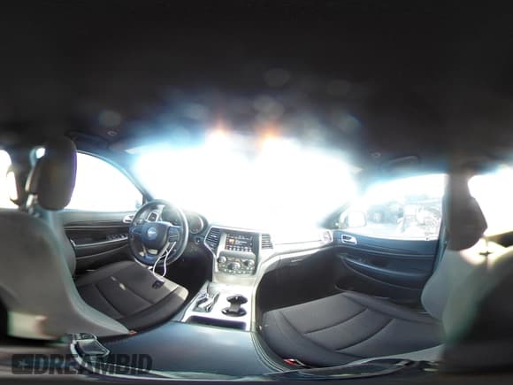 ✅ 2018 Jeep Grand Cherokee Altitude • VIN: 1C4RJEAG5JC338717 • Lot: 86483565. Wystawiony na Copart z przebiegiem 75 775 mil. Bezpłatny archiwum sprzedaży aukcyjnych z USA i szczegółowy raport historii pojazdu na DreamBid. Zdjęcie 15.