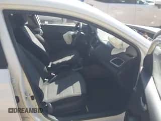 2020 Hyundai Accent SE с VIN 3KPC24A61LE098386, выставлен на аукционе IAAI как лот 43324231 с пробегом 83 771 миль миль и . История ставок и продаж доступна на DreamBid. Изображение 5.