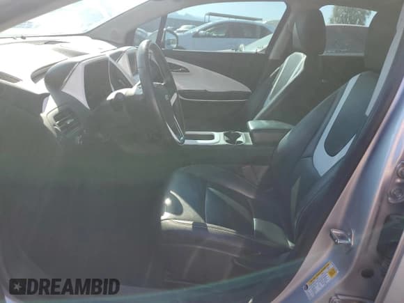 ✅ 2013 Chevrolet Volt • VIN: 1G1RD6E41DU145890 • Lot: 69169994. Wystawiony na Copart z przebiegiem Nie podano. Bezpłatny archiwum sprzedaży aukcyjnych z USA i szczegółowy raport historii pojazdu na DreamBid. Zdjęcie 7.