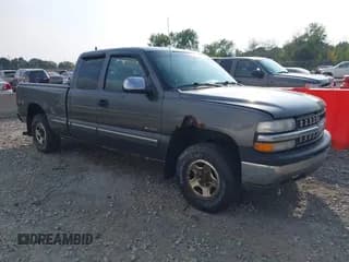 ✅ 2000 Chevrolet Silverado 1500 LT • VIN: 1GCEK19T0YE120320 • Lot: 43248445. Listed on IAAI with 213,409 mi. Free auction sales archive from the USA and detailed vehicle history report at DreamBid. Image 1.