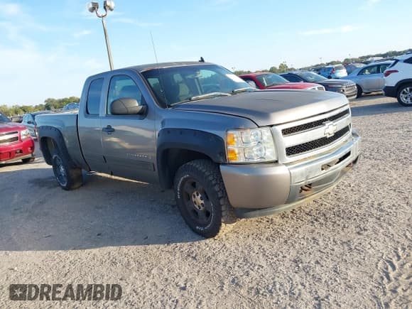 ✅ 2009 Chevrolet Silverado 1500 LT • VIN: 1GCEC29J69Z136534 • Лот: 43727638. Опубликован ранее на IAAI с пробегом 146 727 миль. Бесплатный доступ к архиву аукционных продаж из США и подробный отчёт об истории автомобиля на DreamBid. Изображение 1.