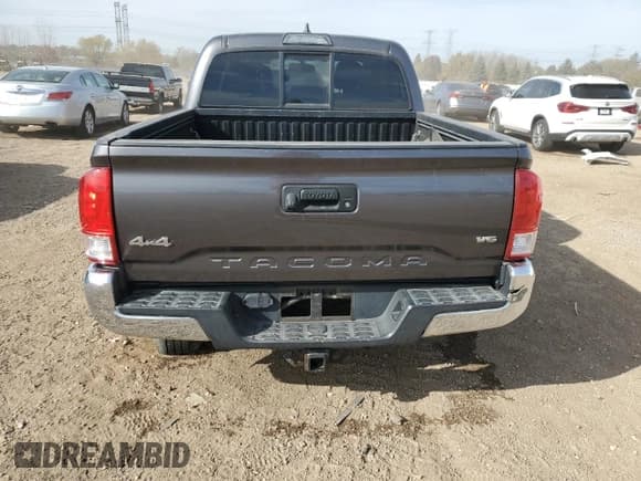 ✅ 2017 Toyota Tacoma SR5 • VIN: 5TFCZ5AN4HX110921 • Lot: 91603375. Listed on Copart with 75,832 mi. Free auction sales archive from the USA and detailed vehicle history report at DreamBid. Image 6.