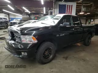 ✅ 2009 Dodge 1500 Sport • VIN: 1D3HV18T99S781442 • Lot: 43260325. Wystawiony na Copart z przebiegiem 137 312 mil. Bezpłatny archiwum sprzedaży aukcyjnych z USA i szczegółowy raport historii pojazdu na DreamBid. Zdjęcie 1.