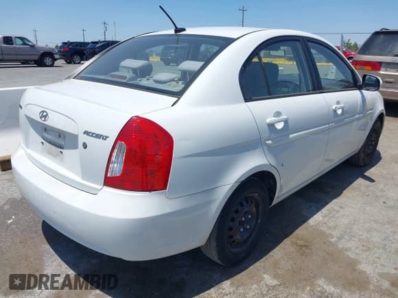 ✅ 2011 Hyundai Accent GLS • VIN: KMHCN4AC1BU612410 • Лот: 42474449. Опубликован ранее на IAAI с пробегом 175 538 миль. Бесплатный доступ к архиву аукционных продаж из США и подробный отчёт об истории автомобиля на DreamBid. Изображение 4.