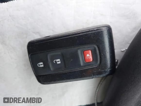 ✅ 2008 Toyota Prius • VIN: JTDKB20U387728920 • Lot: 43766435. Listed on IAAI with 251,786 mi. Free auction sales archive from the USA and detailed vehicle history report at DreamBid. Image 11.