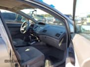 ✅ 2007 Honda Civic LX • VIN: 1HGFA15577L114993 • Лот: 43431470. Опубликован ранее на IAAI с пробегом 84 503 миль. Бесплатный доступ к архиву аукционных продаж из США и подробный отчёт об истории автомобиля на DreamBid. Изображение 5.