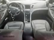 ✅ 2015 Hyundai Sonata • VIN: KMHEC4A44FA129184 • Лот: 57304505. Опубликован ранее на Copart с пробегом 150 397 миль. Бесплатный доступ к архиву аукционных продаж из США и подробный отчёт об истории автомобиля на DreamBid. Изображение 8.