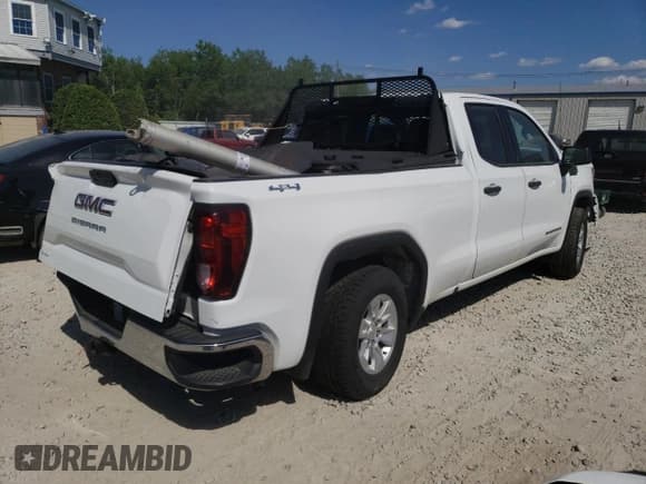 ✅ 2022 GMC Sierra 1500 • VIN: 1GTR9AED9NZ183917 • Lot: 55681144. Wystawiony na Copart z przebiegiem 53 331 mil. Bezpłatny archiwum sprzedaży aukcyjnych z USA i szczegółowy raport historii pojazdu na DreamBid. Zdjęcie 3.