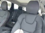 ✅ 2025 Volvo XC60 Plus • VIN: YV4H60RC4S1000561 • Lot: 42644166. Listed on IAAI with 9,457 mi. Free auction sales archive from the USA and detailed vehicle history report at DreamBid. Image 21.