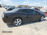 ✅ 2012 Dodge Challenger SXT Plus • VIN: 2C3CDYAG9CH174004 • Lot: 71962174. Wystawiony na Copart z przebiegiem 128 293 mil. Bezpłatny archiwum sprzedaży aukcyjnych z USA i szczegółowy raport historii pojazdu na DreamBid. Zdjęcie 3.