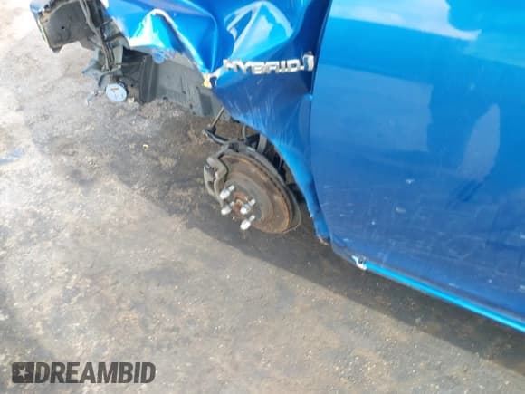 ✅ 2016 Toyota Prius One • VIN: JTDKDTB32G1132591 • Lot: 42092764. Listed on IAAI with 67,472 mi. Free auction sales archive from the USA and detailed vehicle history report at DreamBid. Image 6.