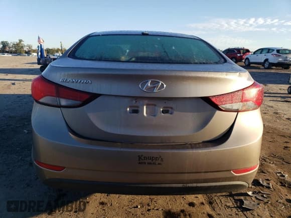 ✅ 2015 Hyundai Elantra SE • VIN: 5NPDH4AE1FH576378 • Lot: 82451425. Listed on Copart with 68,421 mi. Free auction sales archive from the USA and detailed vehicle history report at DreamBid. Image 6.