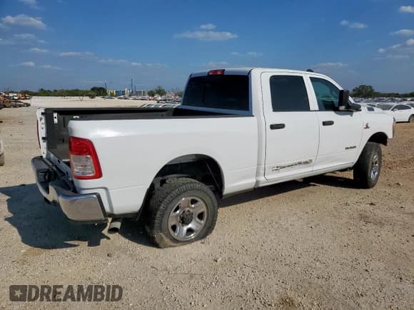 ✅ 2021 Ram 2500 Tradesman • VIN: 3C6UR5CLXMG654961 • Lot: 84873045. Wystawiony na Copart z przebiegiem Nie podano. Bezpłatny archiwum sprzedaży aukcyjnych z USA i szczegółowy raport historii pojazdu na DreamBid. Zdjęcie 3.
