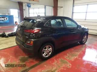 2018 Hyundai Kona SE с VIN KM8K1CAA8JU135702, выставлен на аукционе Copart как лот 44975673 с пробегом 18 996 миль миль и . История ставок и продаж доступна на DreamBid. Изображение 3.