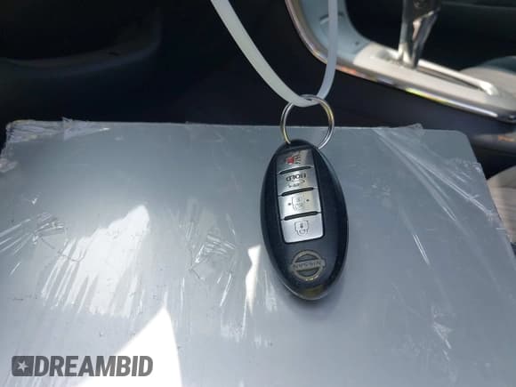 ✅ 2014 Nissan Sentra S • VIN: 3N1AB7AP5EY316934 • Lot: 42732434. Listed on IAAI with 108,025 mi. Free auction sales archive from the USA and detailed vehicle history report at DreamBid. Image 11.