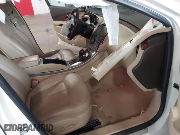 ✅ 2013 Buick LaCrosse Leather • VIN: 1G4GC5E31DF261321 • Лот: 42700867. Опубликован ранее на IAAI с пробегом 111 240 миль. Бесплатный доступ к архиву аукционных продаж из США и подробный отчёт об истории автомобиля на DreamBid. Изображение 5.