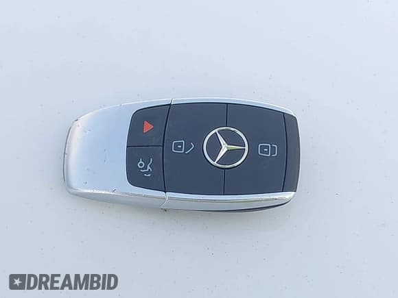 ✅ 2022 Mercedes-Benz GLC 300 • VIN: W1N0G8EB2NG062950 • Lot: 42962800. Wystawiony na IAAI z przebiegiem 74 472 mil. Bezpłatny archiwum sprzedaży aukcyjnych z USA i szczegółowy raport historii pojazdu na DreamBid. Zdjęcie 11.