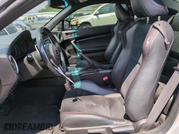 ✅ 2014 Subaru BRZ Limited • VIN: JF1ZCAC15E9601695 • Лот: 66869925. Опубликован ранее на Copart с пробегом 156 567 миль. Бесплатный доступ к архиву аукционных продаж из США и подробный отчёт об истории автомобиля на DreamBid. Изображение 7.