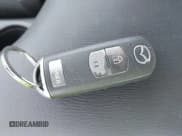 ✅ 2015 Mazda 3 i Sport • VIN: 3MZBM1K76FM181606 • Lot: 42841589. Wystawiony na IAAI z przebiegiem 140 205 mil. Bezpłatny archiwum sprzedaży aukcyjnych z USA i szczegółowy raport historii pojazdu na DreamBid. Zdjęcie 11.