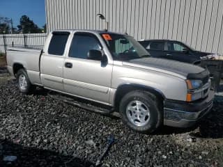 ✅ 2004 Chevrolet Silverado 1500 LS • VIN: 2GCEC19T741179342 • Лот: 77399084. Опубликован ранее на Copart с пробегом 204 119 миль. Бесплатный доступ к архиву аукционных продаж из США и подробный отчёт об истории автомобиля на DreamBid. Изображение 4.