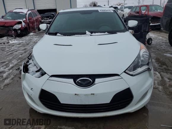 ✅ 2013 Hyundai Veloster w/Black Int • VIN: KMHTC6AD4DU128437 • Lot: 43085415. Wystawiony na Copart z przebiegiem 81 327 mil. Bezpłatny archiwum sprzedaży aukcyjnych z USA i szczegółowy raport historii pojazdu na DreamBid. Zdjęcie 5.