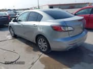 ✅ 2012 Mazda 3 i Touring • VIN: JM1BL1V78C1683205 • Lot: 43753504. Wystawiony na IAAI z przebiegiem 225 748 mil. Bezpłatny archiwum sprzedaży aukcyjnych z USA i szczegółowy raport historii pojazdu na DreamBid. Zdjęcie 3.