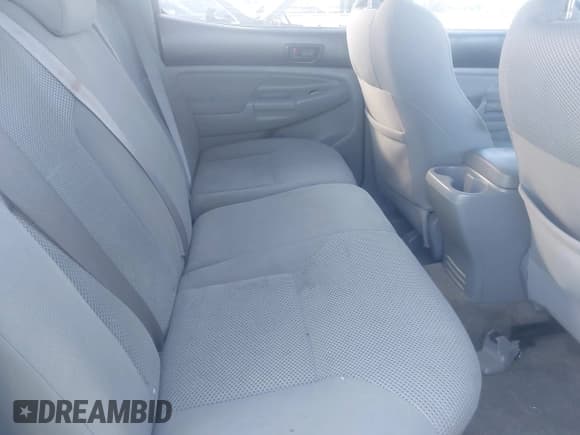 ✅ 2010 Toyota Tacoma • VIN: 5TELU4EN0AZ673160 • Лот: 43645289. Опубликован ранее на IAAI с пробегом 207 592 миль. Бесплатный доступ к архиву аукционных продаж из США и подробный отчёт об истории автомобиля на DreamBid. Изображение 8.