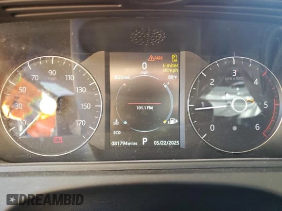 ✅ 2018 Land Rover Range Rover Velar S • VIN: SALYB2RNXJA713869 • Lot: 58035545. Listed on Copart with 81,794 mi. Free auction sales archive from the USA and detailed vehicle history report at DreamBid. Image 9.