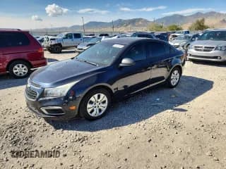 ✅ 2016 Chevrolet Cruze LS • VIN: 1G1PC5SGXG7152651 • Lot: 71321325. Listed on Copart with 71,430 mi. Free auction sales archive from the USA and detailed vehicle history report at DreamBid. Image 1.