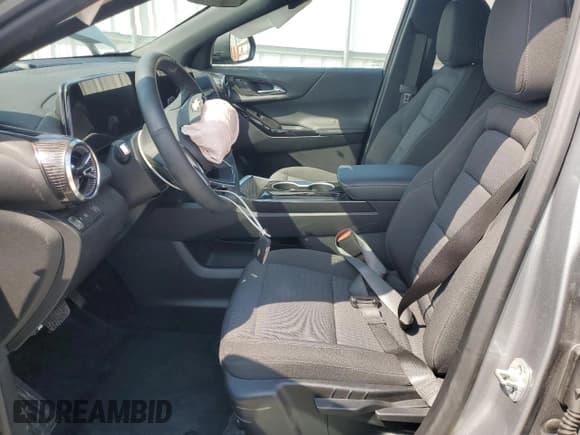 ✅ 2025 Chevrolet Equinox FWD LT • VIN: 3GNAXHEG5SL161509 • Lot: 67773245. Wystawiony na Copart z przebiegiem 8 651 mil. Bezpłatny archiwum sprzedaży aukcyjnych z USA i szczegółowy raport historii pojazdu na DreamBid. Zdjęcie 7.