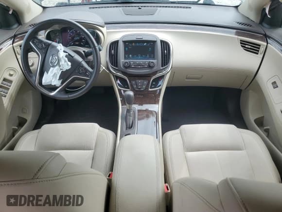 ✅ 2016 Buick LaCrosse • VIN: 1G4GA5G34GF145585 • Lot: 54568755. Wystawiony na Copart z przebiegiem 67 354 mil. Bezpłatny archiwum sprzedaży aukcyjnych z USA i szczegółowy raport historii pojazdu na DreamBid. Zdjęcie 8.