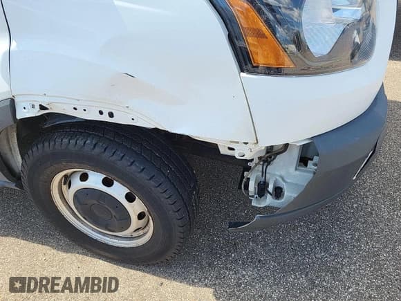 ✅ 2017 Ford Transit • VIN: 1FTYE1YM5HKA73754 • Lot: 43940589. Listed on IAAI with 165,682 mi. Free auction sales archive from the USA and detailed vehicle history report at DreamBid. Image 2.