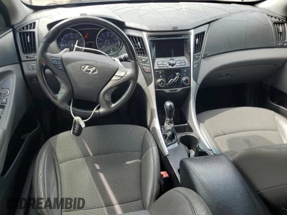 ✅ 2011 Hyundai Sonata SE • VIN: 5NPEC4AC6BH061095 • Lot: 71527214. Listed on Copart with 229,270 mi. Free auction sales archive from the USA and detailed vehicle history report at DreamBid. Image 8.