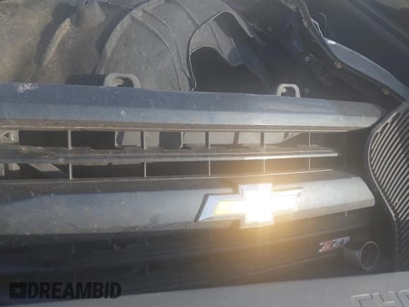 ✅ 2018 Chevrolet Silverado 1500 LT • VIN: 3GCUKRECXJG151993 • Lot: 43643886. Listed on IAAI with 123,577 mi. Free auction sales archive from the USA and detailed vehicle history report at DreamBid. Image 12.