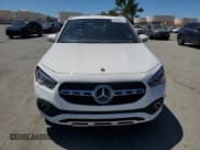 ✅ 2022 Mercedes-Benz GLA 250 • VIN: W1N4N4HB2NJ370912 • Lot: 67748575. Wystawiony na Copart z przebiegiem 31 914 mil. Bezpłatny archiwum sprzedaży aukcyjnych z USA i szczegółowy raport historii pojazdu na DreamBid. Zdjęcie 5.