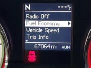 ✅ 2015 Dodge Grand Caravan SXT • VIN: 2C7WDGCGXFR703607 • Lot: 43024560. Wystawiony na IAAI z przebiegiem 67 064 mil. Bezpłatny archiwum sprzedaży aukcyjnych z USA i szczegółowy raport historii pojazdu na DreamBid. Zdjęcie 16.