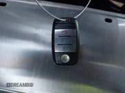 ✅ 2016 Kia Soul + • VIN: KNDJX3A51G7370418 • Lot: 43243176. Wystawiony na IAAI z przebiegiem 96 940 mil. Bezpłatny archiwum sprzedaży aukcyjnych z USA i szczegółowy raport historii pojazdu na DreamBid. Zdjęcie 11.