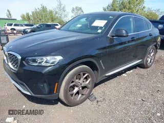 ✅ 2024 BMW X4 xDrive30i • VIN: 5UX33DT07R9V46499 • Lot: 43310034. Wystawiony na IAAI z przebiegiem 40 497 mil. Bezpłatny archiwum sprzedaży aukcyjnych z USA i szczegółowy raport historii pojazdu na DreamBid. Zdjęcie 2.