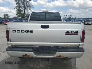 ✅ 2001 Dodge 1500 • VIN: 3B7HF13Z91G740936 • Лот: 71792514. Опубликован ранее на Copart с пробегом 228 546 миль. Бесплатный доступ к архиву аукционных продаж из США и подробный отчёт об истории автомобиля на DreamBid. Изображение 6.
