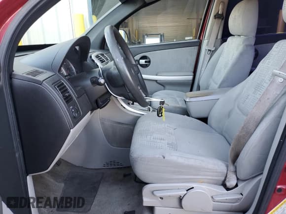 ✅ 2006 Chevrolet Equinox LS • VIN: 2CNDL13FX66127249 • Лот: 42039935. Опубликован ранее на Copart с пробегом 115 963 миль. Бесплатный доступ к архиву аукционных продаж из США и подробный отчёт об истории автомобиля на DreamBid. Изображение 7.