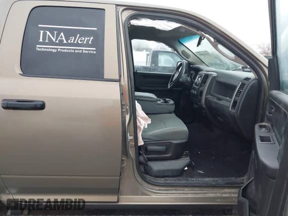 2015 Ram 1500 Express with VIN 1C6RR7FTXFS557414, listed as a IAAI auction lot 41453595 with 267,801 mi miles and . Bid and sale history available at DreamBid. Image 5.