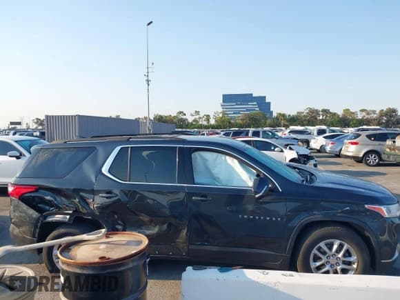 ✅ 2021 Chevrolet Traverse LT Cloth • VIN: 1GNERGKW2MJ169045 • Лот: 42935055. Опубликован ранее на IAAI с пробегом 64 272 миль. Бесплатный доступ к архиву аукционных продаж из США и подробный отчёт об истории автомобиля на DreamBid. Изображение 13.