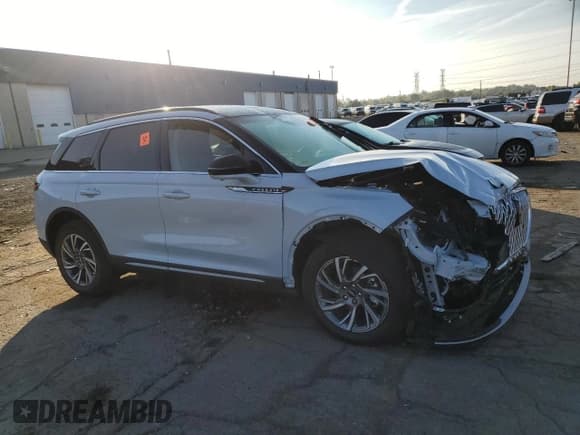 ✅ 2025 Lincoln Corsair Premiere • VIN: 5LMCJ1DA4SUL09929 • Lot: 80499195. Wystawiony na Copart z przebiegiem 4 500 mil. Bezpłatny archiwum sprzedaży aukcyjnych z USA i szczegółowy raport historii pojazdu na DreamBid. Zdjęcie 4.